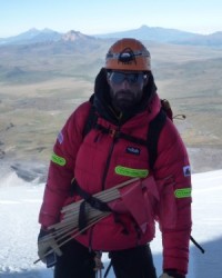 Richard Parks Joins Forces For 24 Hour Climb