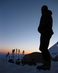 Listen to Richard Parks interview from the summit of Mount Vinson